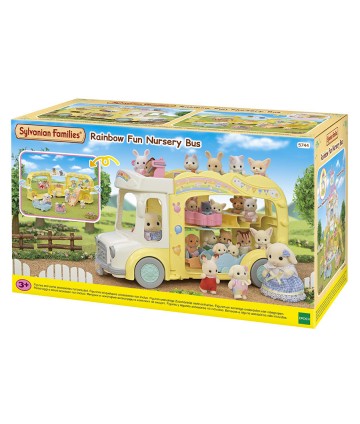 Le bus et sa cour de récréation