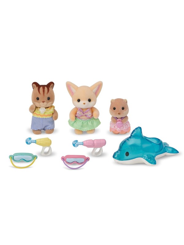 Trio des bébés à la piscine
