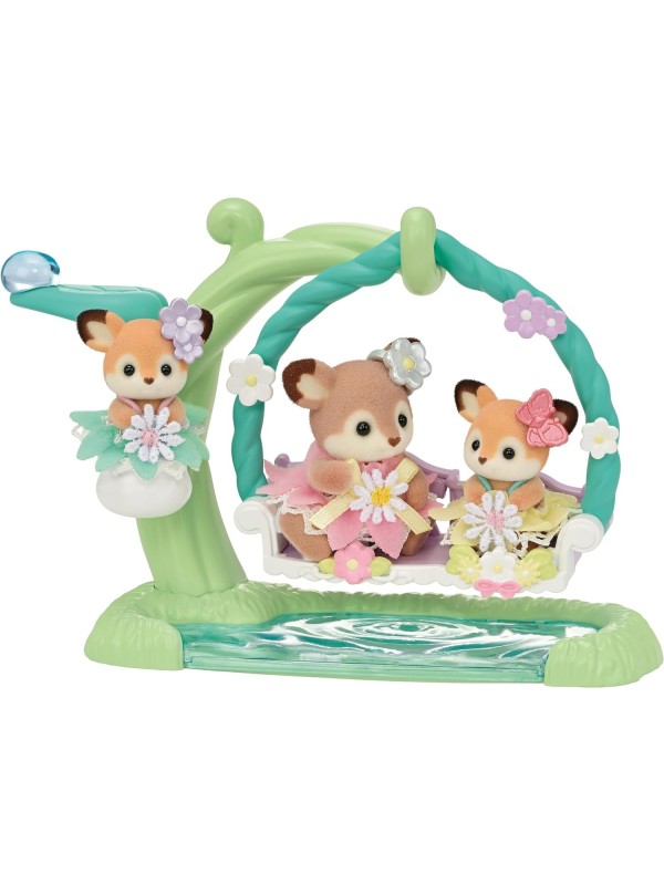 Bébés biche et balancelle